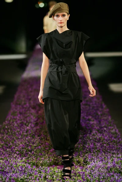 Look 12